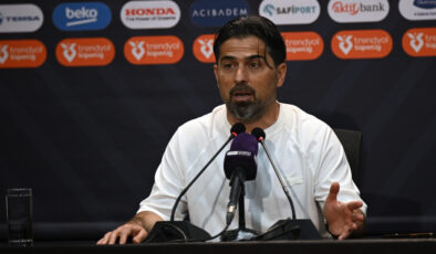 İlhan Palut: Ligde istediğimiz yerin uzağında kaldık