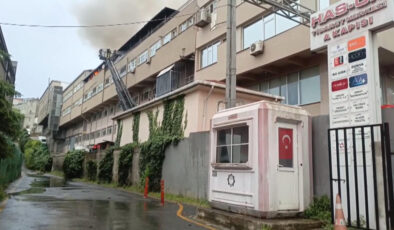 İstanbul’da dokumacılık firmasında yangın