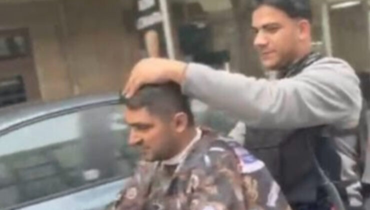 İstanbul’da seyir halindeki motosiklet üzerinde tıraş