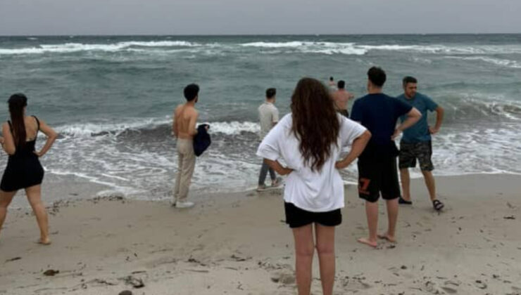 İzmir’de denize giren genç boğularak can verdi