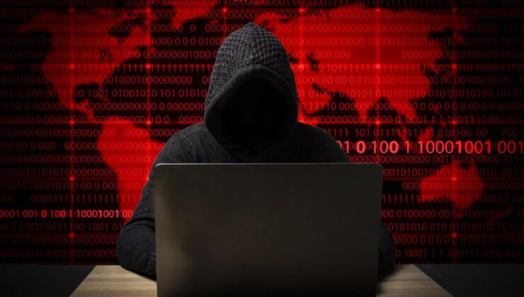 İzmir’de ’emniyet müdürüyüm’ palavrasıyla yaşlı bayanı 5,4 milyon lira dolandırdılar