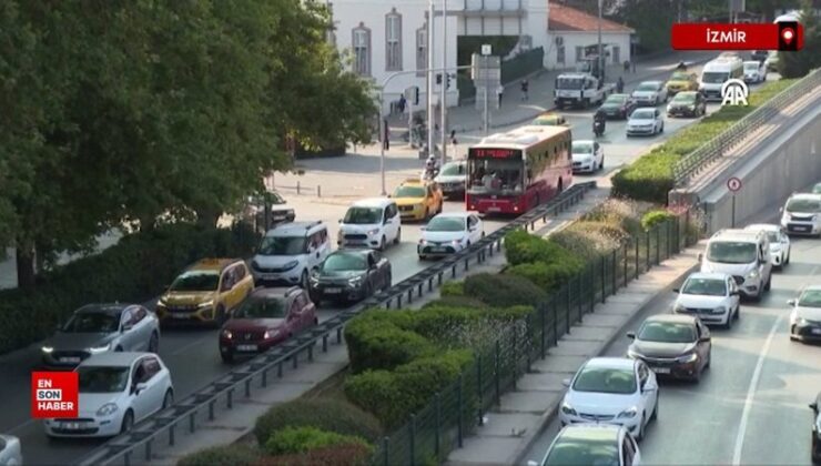İzmir’de grev trafiği: Belediye çalışanları kontak kapattı, yollar kilitlendi