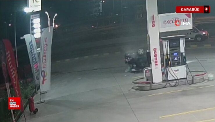 Karabük’te arabanın kaldırıma çarpıp zıt döndüğü anlar