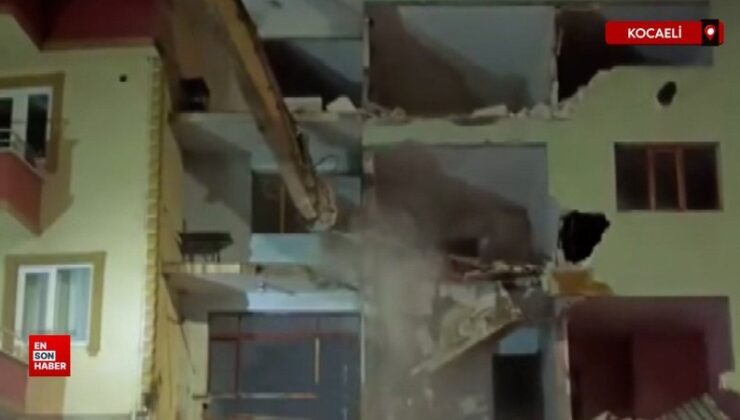 Kocaeli’de metruk yapının yıkımı sırasında bitişikteki 3 bina hasar gördü