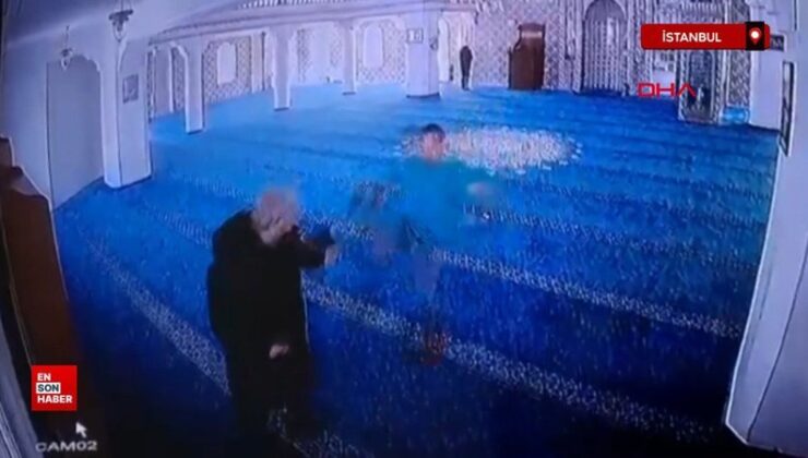 Maslak’ta mescitte telefonla konuşan kişiyi darbetti