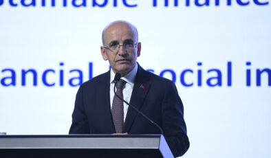 Mehmet Şimşek: İslami Finans Kanunu üzerinde çalışıyoruz