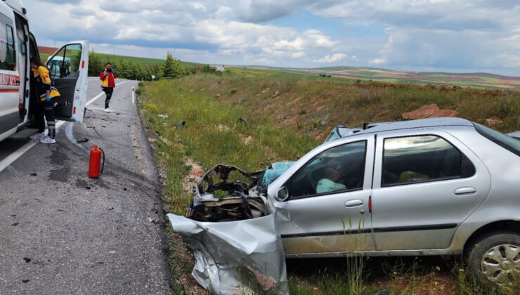 Nevşehir’de tır ve araba çarpıştı: 2 meyyit