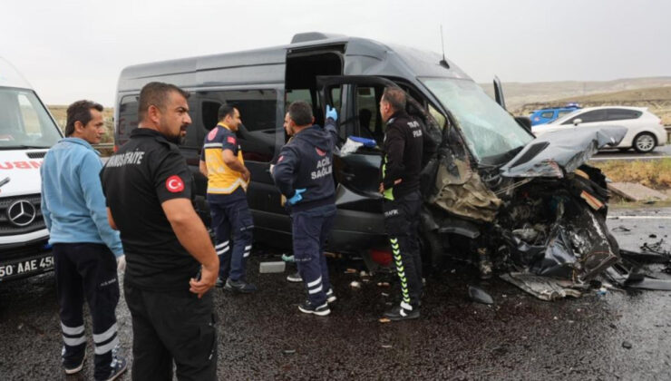 Nevşehir’de zincirleme kaza: 1’i bebek 7 kişi yaralandı