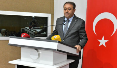 Şanlıurfa’da esnafın toplantıya katılmamasına validen reaksiyon: Burada çocuk oynatmıyoruz