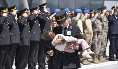 Şehit astsubay Emre Polat’ın cenazesi memleketi Sivas’a getirildi