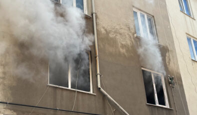 Tekirdağ’da konut yangını paniğe yol açtı