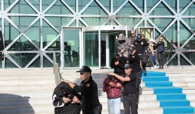 Tesettür giysi vaadiyle onlarca kişiyi dolandıran çete çökertildi