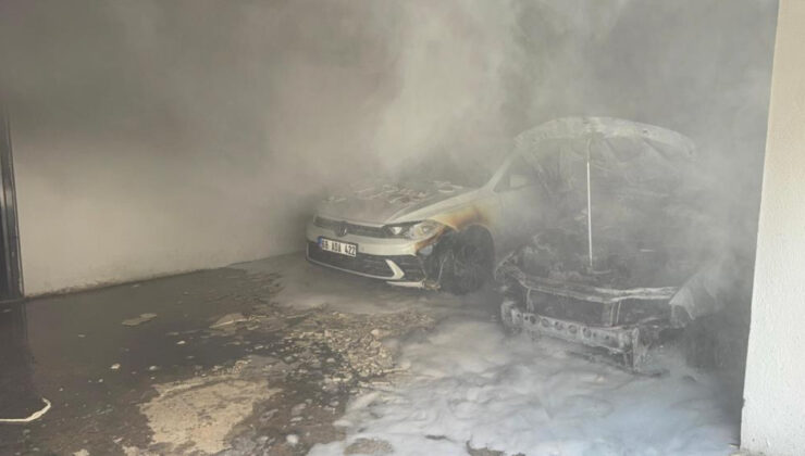 Aksaray’da apartman garajında araba yangını