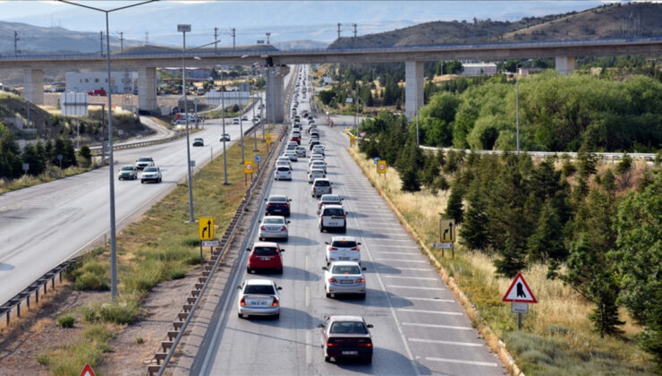 Ali Yerlikaya’dan şoförlere ‘yorgun ve uykusuz yola çıkmayın’ uyarısı