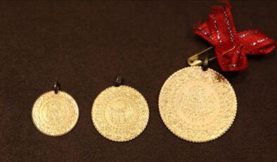 Altın fiyatları tarafını tekrar tepeye çevirdi