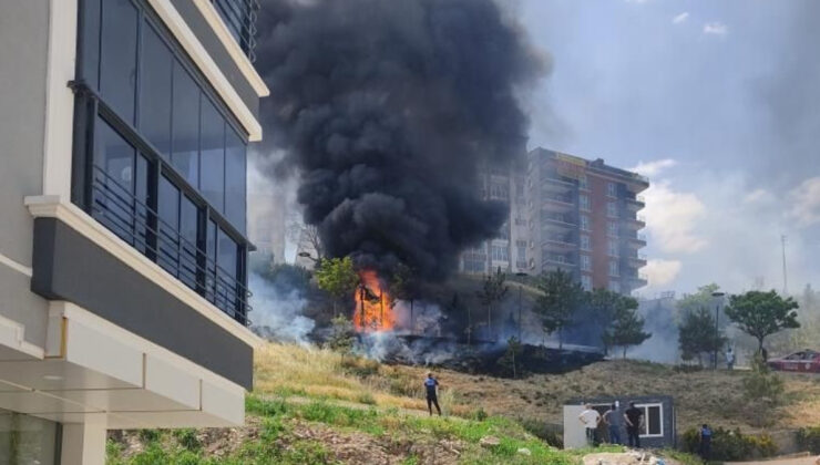 Ankara’da parkta oynayan iki çocuğun yaktığı ateş yangına neden oldu