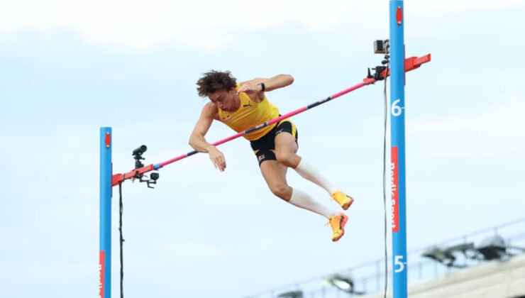 Armand Duplantis, 12. sefer dünya rekoru kırdı