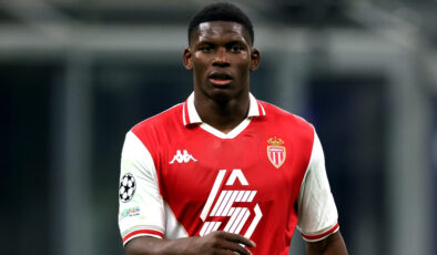 Beşiktaş, Embolo ile görüşmelere başladı