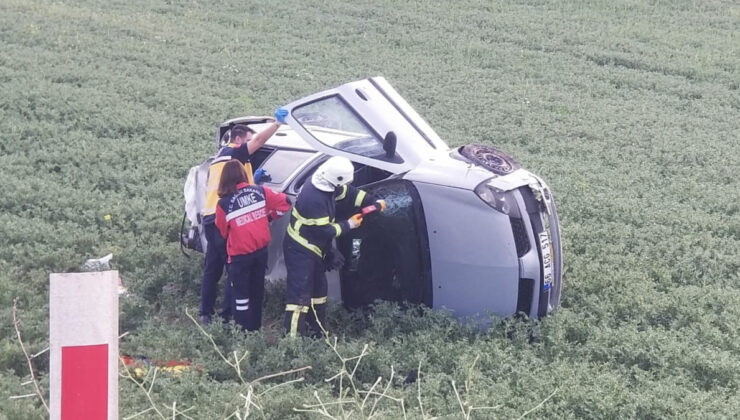 Çorum’da takla atan araba hurdaya döndü