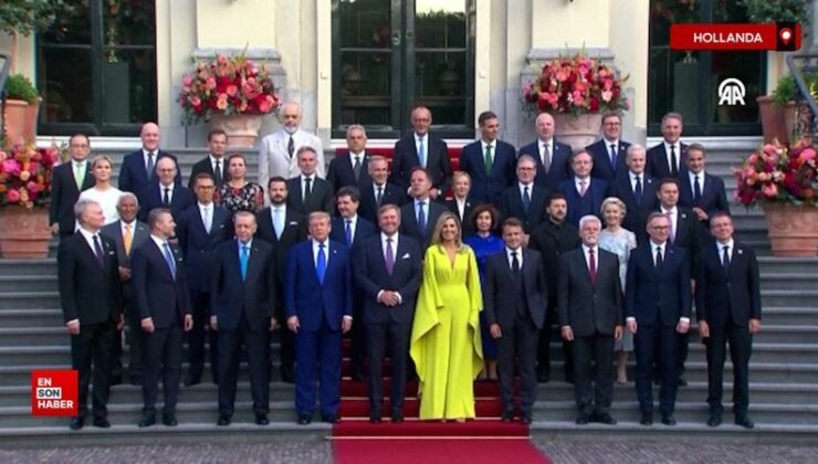 Cumhurbaşkanı Erdoğan ile Trump, NATO aile fotoğrafında yan yana poz verdi