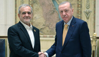 Cumhurbaşkanı Erdoğan, Pezeşkiyan ile görüştü