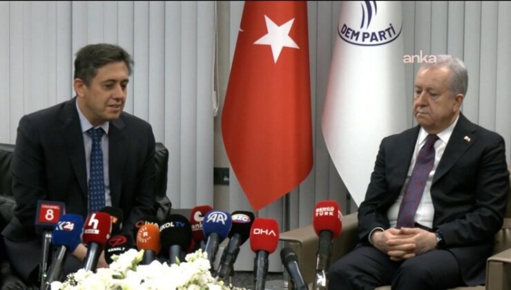 DEM Parti ile MHP bayramlaştı: Demli çay içmiyorum desem yanlış anlaşılacak