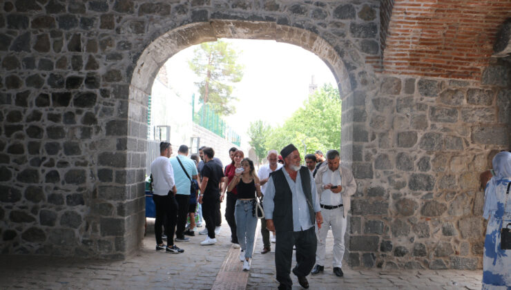 Diyarbakır’ın turistik yerlerinde Kurban Bayramı yoğunluğu