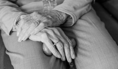 Dünya genelinde yaşlılara yönelik istismar artıyor