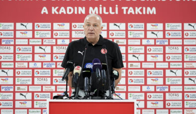 Ekrem Mutlu: Maksadımız kümeden çıkıp, çeyrek final oynamak