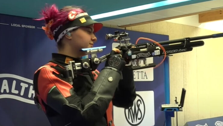 Elif Berfin Altun, Türkiye rekoru kırdı