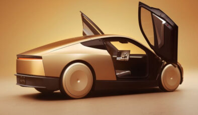 Elon Musk tarih verdi: Şoförsüz taksiler geliyor