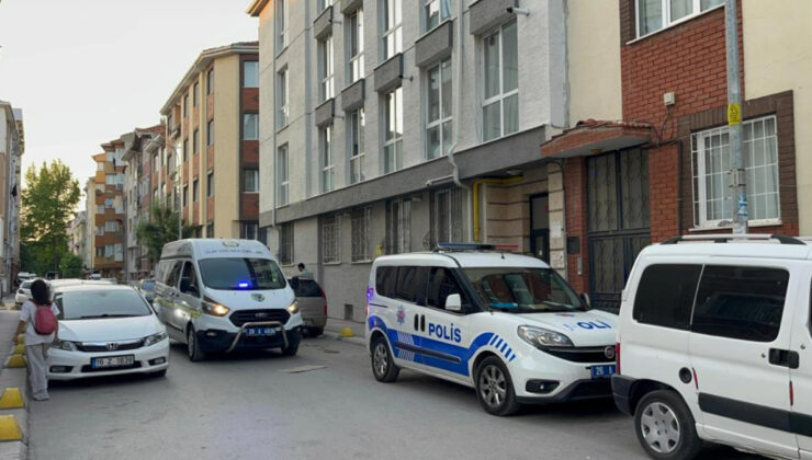 Eskişehir’de apartmanı makus kokular sardı: Gruplar çürümeye başlayan cesetle karşılaştı