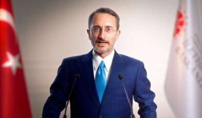 Fahrettin Altun: Türkiye, Kıbrıs’ta iki devletli tahlil vizyonunu savunmaktadır