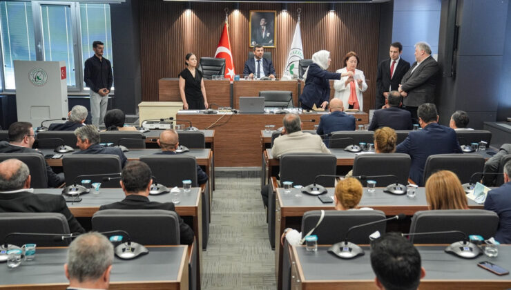 Gaziosmanpaşa AK Parti’ye geçti: Cumhurbaşkanı Erdoğan’dan tebrik telefonu