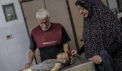 Gazze’de İsrail bayram sabahında da saldırdı