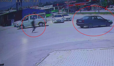 Hatay’da el frenini çekmeyi unuttuğu aracı halk otobüsüyle çarpıştı