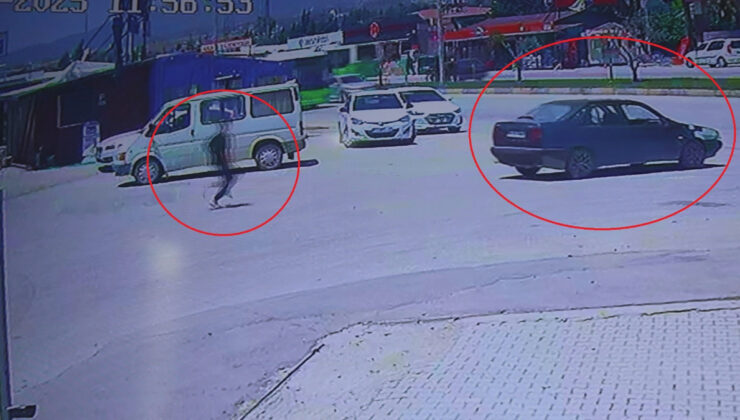 Hatay’da el frenini çekmeyi unuttuğu aracı halk otobüsüyle çarpıştı
