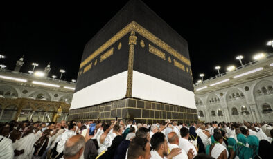 Hristiyanların sayısı azalırken, Müslümanların sayısı artışa geçti