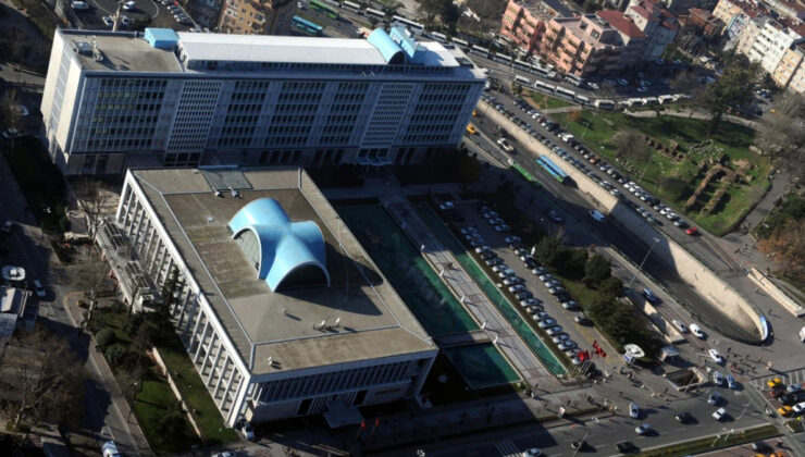 İBB’ye yönelik yolsuzluk soruşturmasında 24 kuşkulu ‘etkin pişmanlıktan’ yararlandı