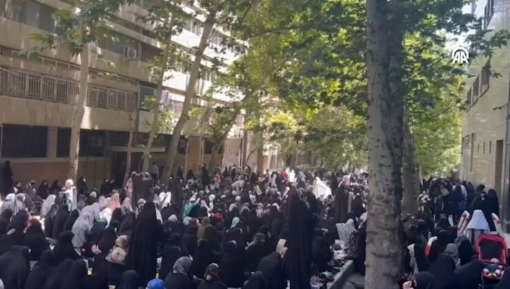 İran’da halk, İsrail ataklarını protesto etti