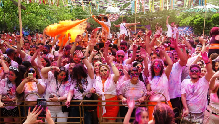 İranlılar Kurban Bayramı’nı Van’da geçiriyor