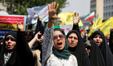 İsrail taarruzlarının İran muhalefetine tesiri: Savaş muhalifleri susturuyor