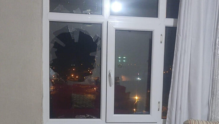 İstanbul’da bina sahibi kiracıları isyan ettirdi: Camlarına taş fırlattı