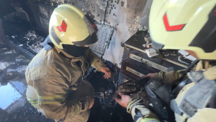 İstanbul’da prizde unutulan ütü nedeniyle yangın çıktı