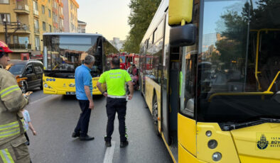 İstanbul’da tıpkı yerde iki İETT otobüsü kazası
