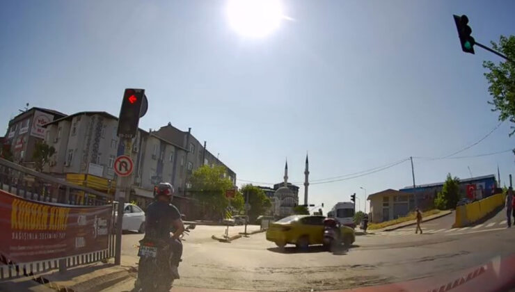İstanbul’da U dönüşü yapan taksi, motosikletle çarpıştı
