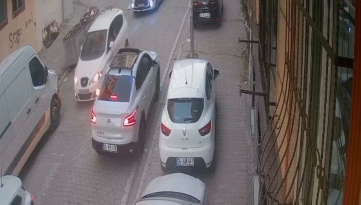 İstanbul’da yol verme tartışmasını ayırmaya çalıştı: Göğsünden bıçakladı