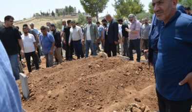 İzmir’de kazada ölen 3 kardeşe veda