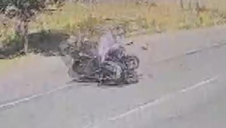 İzmir’de motosikletlerin çarpıştığı kazada 3 kişi yaralandı