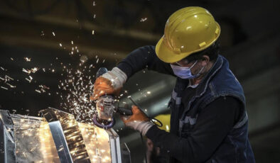 Kamu çalışanının gözü hükümetin artırım teklifinde